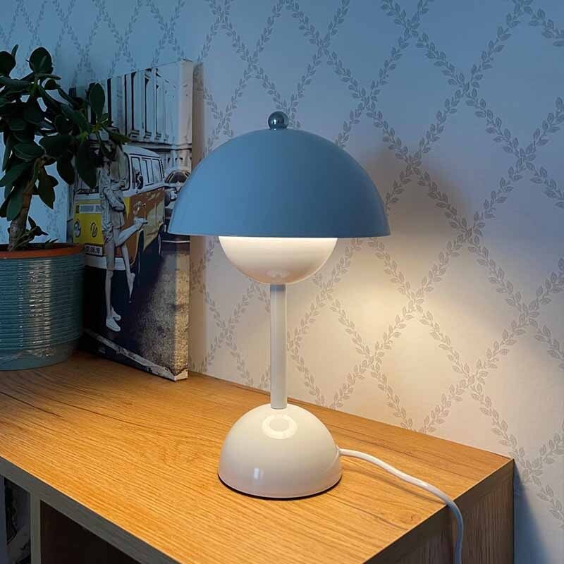 Contemporary Nordic Table Lamp